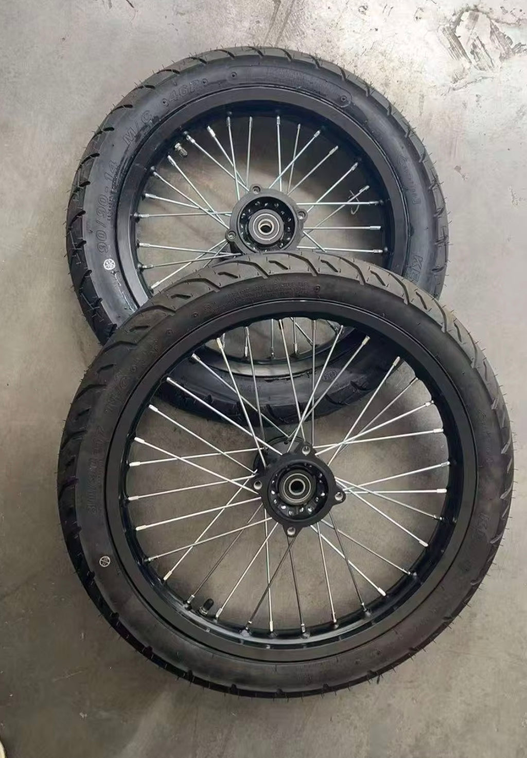 Yozma street tire set