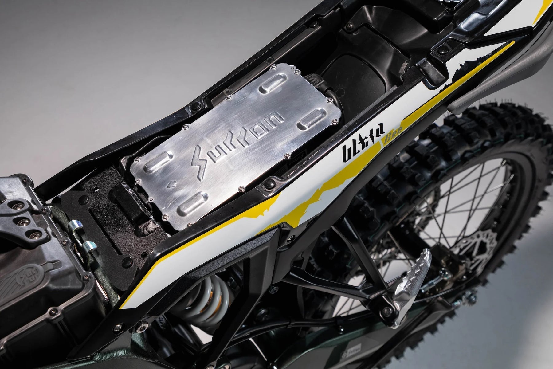 (FAST SHIPPING) 2025 (12.5KW) Surron Ultra Bee