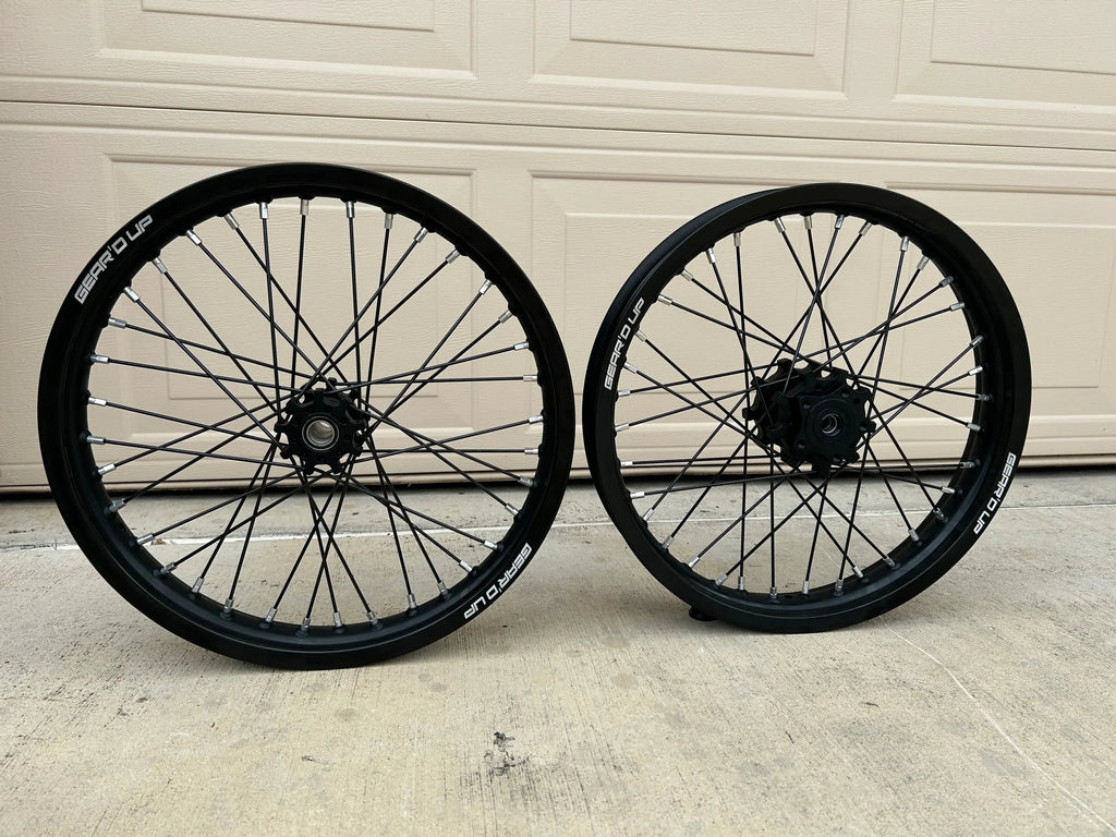 CUSTOM E-MOTO WHEEL BUILDER
